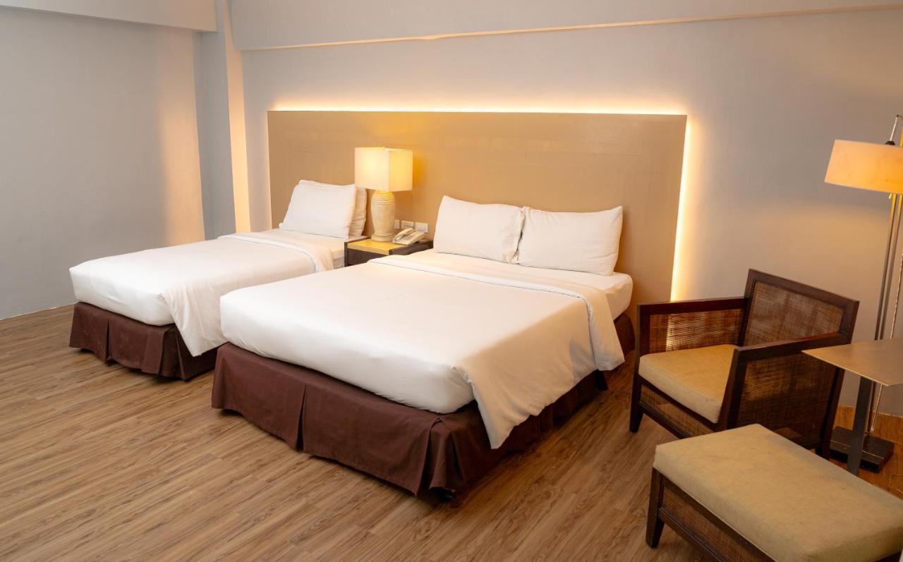 Cebu Grand Hotel Bagian luar foto
