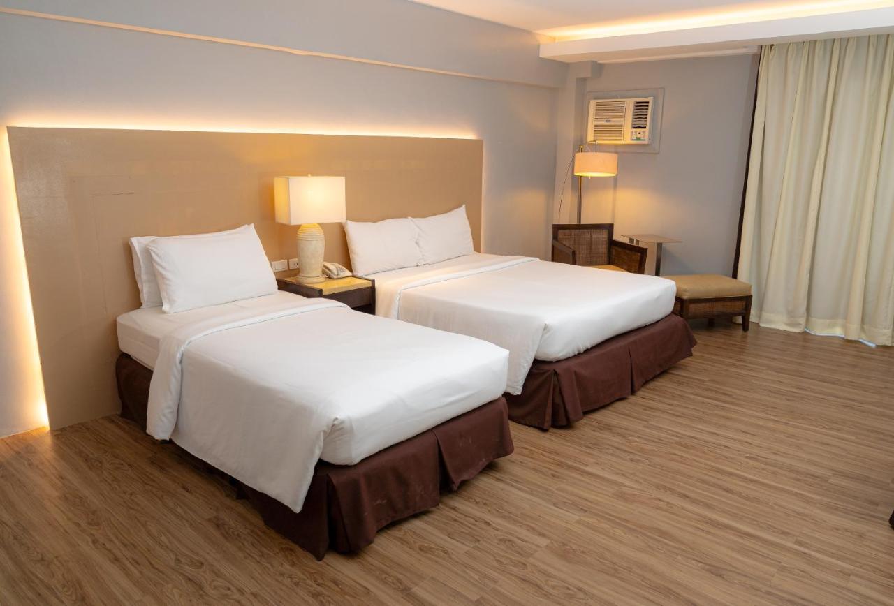 Cebu Grand Hotel Bagian luar foto