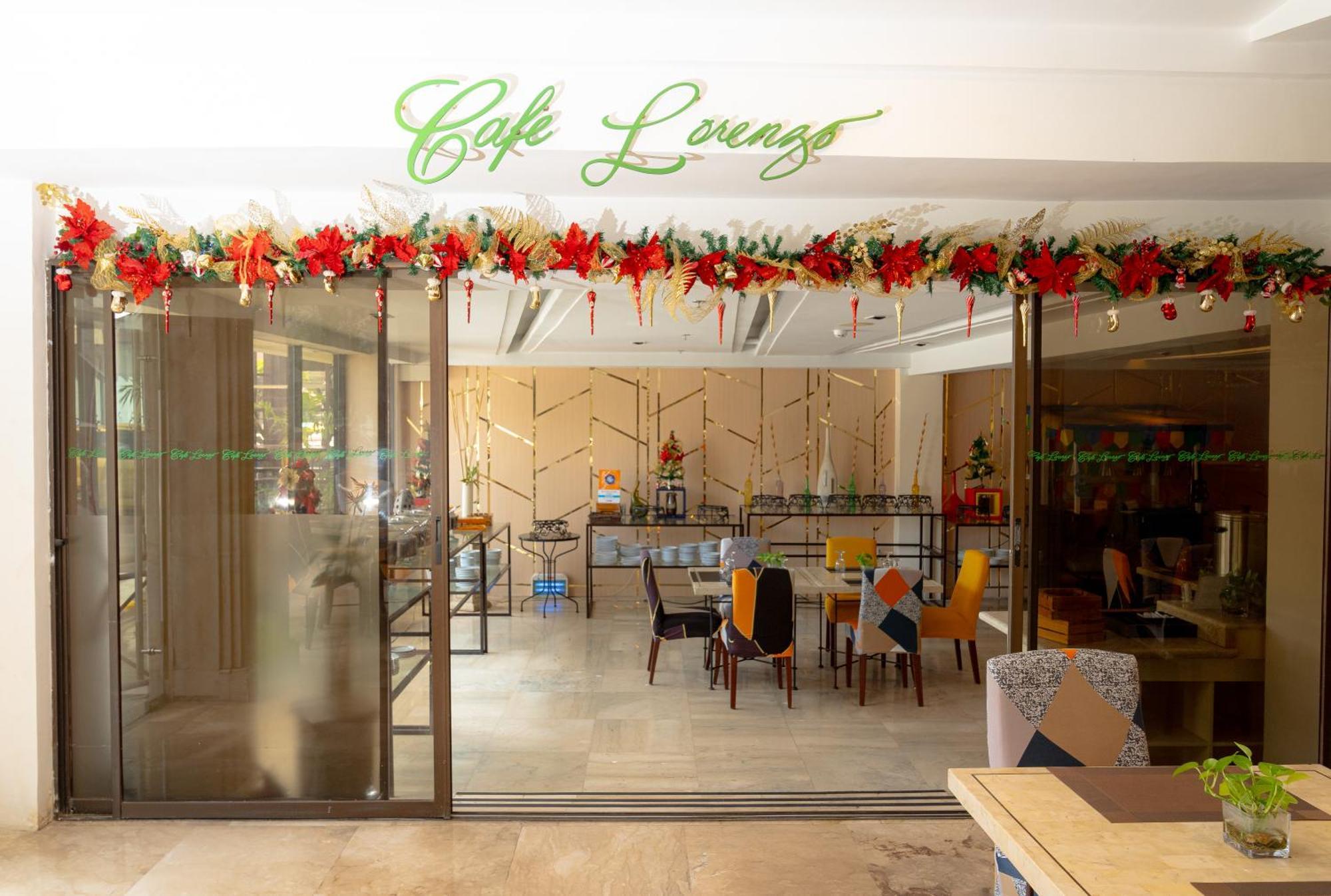 Cebu Grand Hotel Bagian luar foto