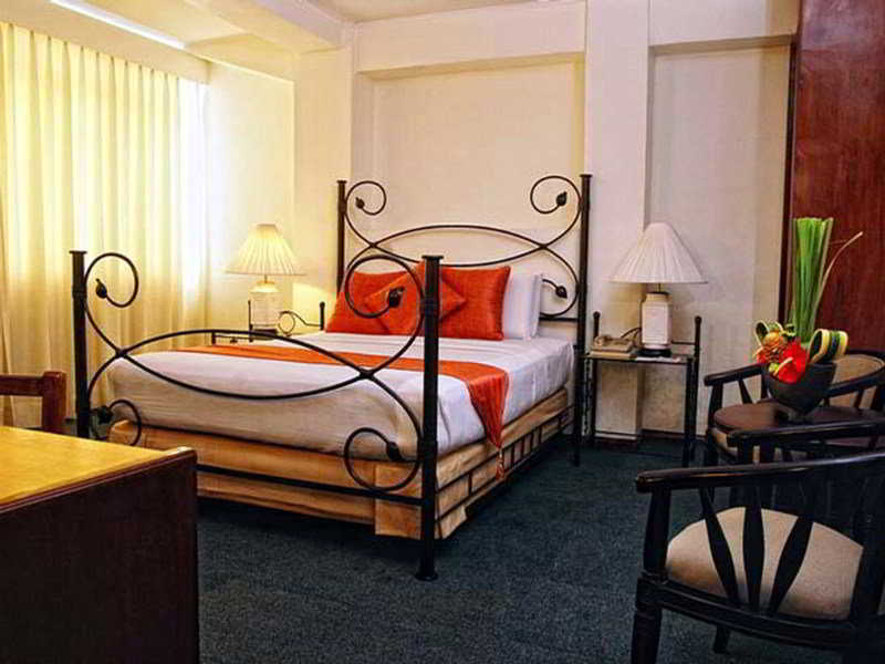 Cebu Grand Hotel Bagian luar foto